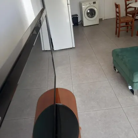 Apartment Modern Newly Furnished *